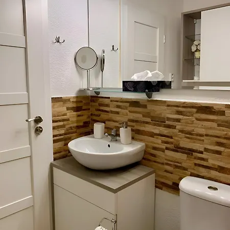 Park View Center Location With Balcony *