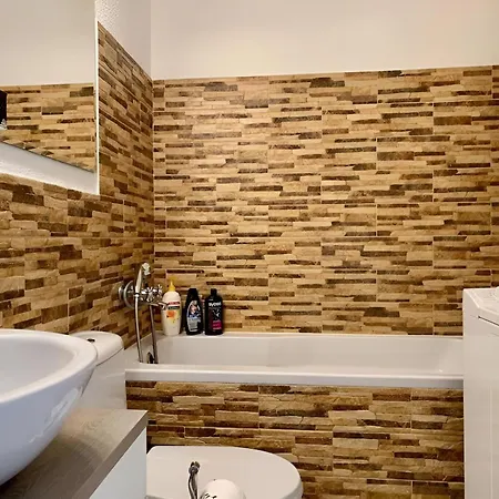 Park View Center Location With Balcony Apartment *