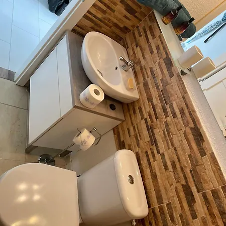 Park View Center Location With Balcony Appartamento Bratislava